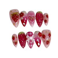 Fraise Chantilly – Press-On Nails (24 pièces)